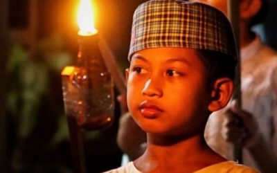 MENYALAKAN SEMANGAT UKHUWAH