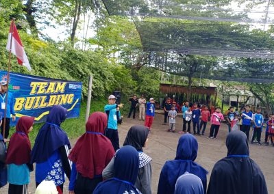 Santri YSH Mengikuti Kegiatan Out bond  Leadership