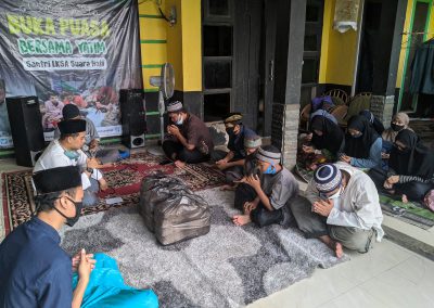 Do'a Bersama Santri dan Santriwati LKSA Suara Hati
