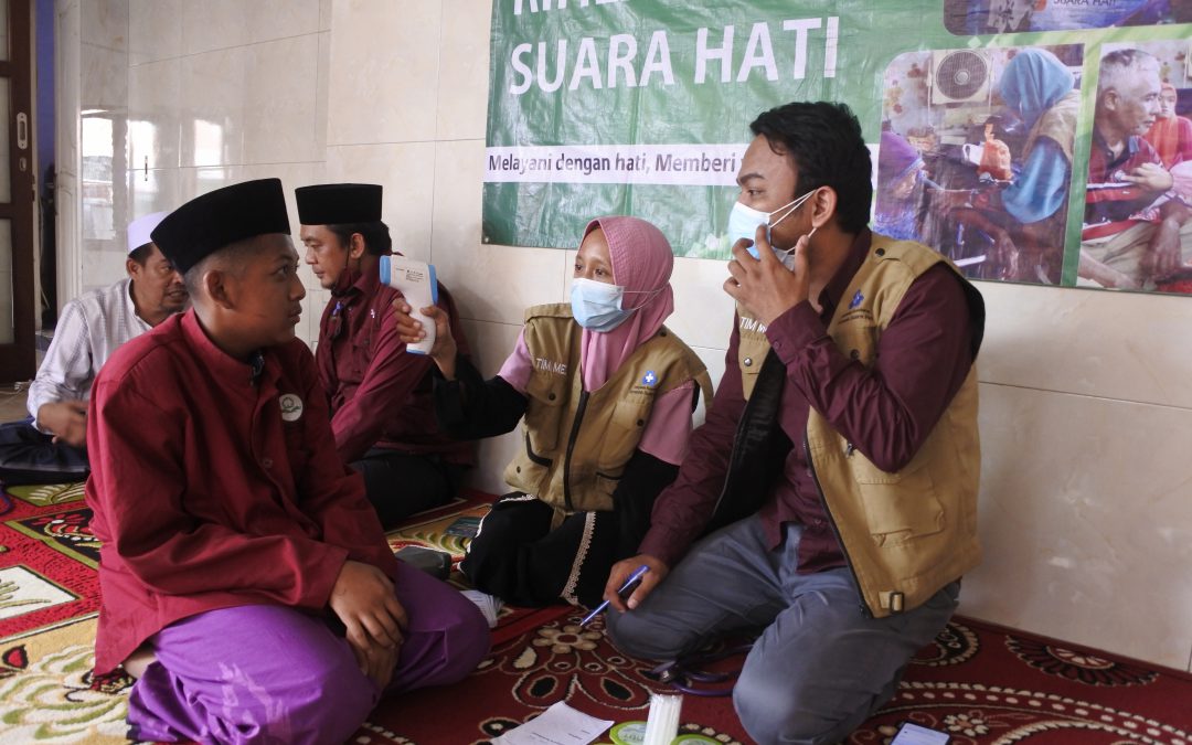 RIHLAH MEDIS DI PONDOK YATIM 60 SANTRI, MAHABBATUR ROSUL TULANGAN